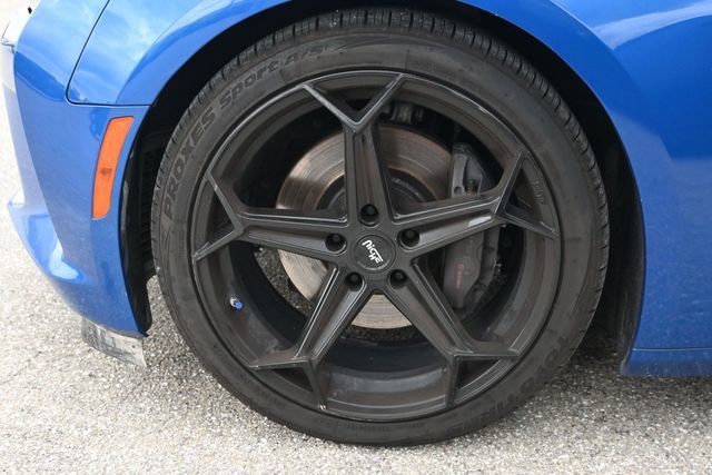 Used 2016 Chevrolet Camaro SS RWD image 7