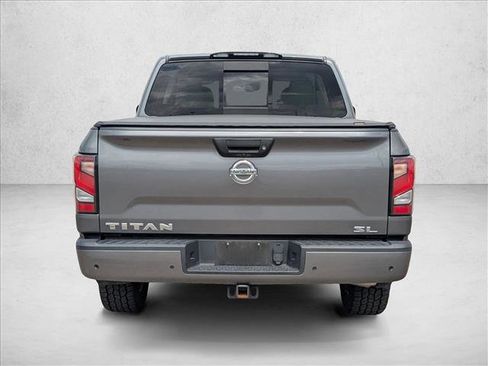 Used 2020 Nissan Titan SL image 6