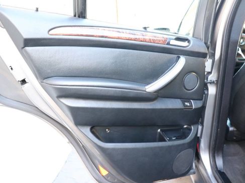 Used 2005 BMW X5 3.0i image 45