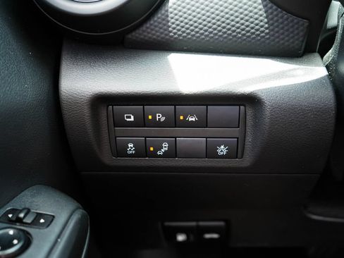Used 2025 Nissan Kicks Play S FWD image 30
