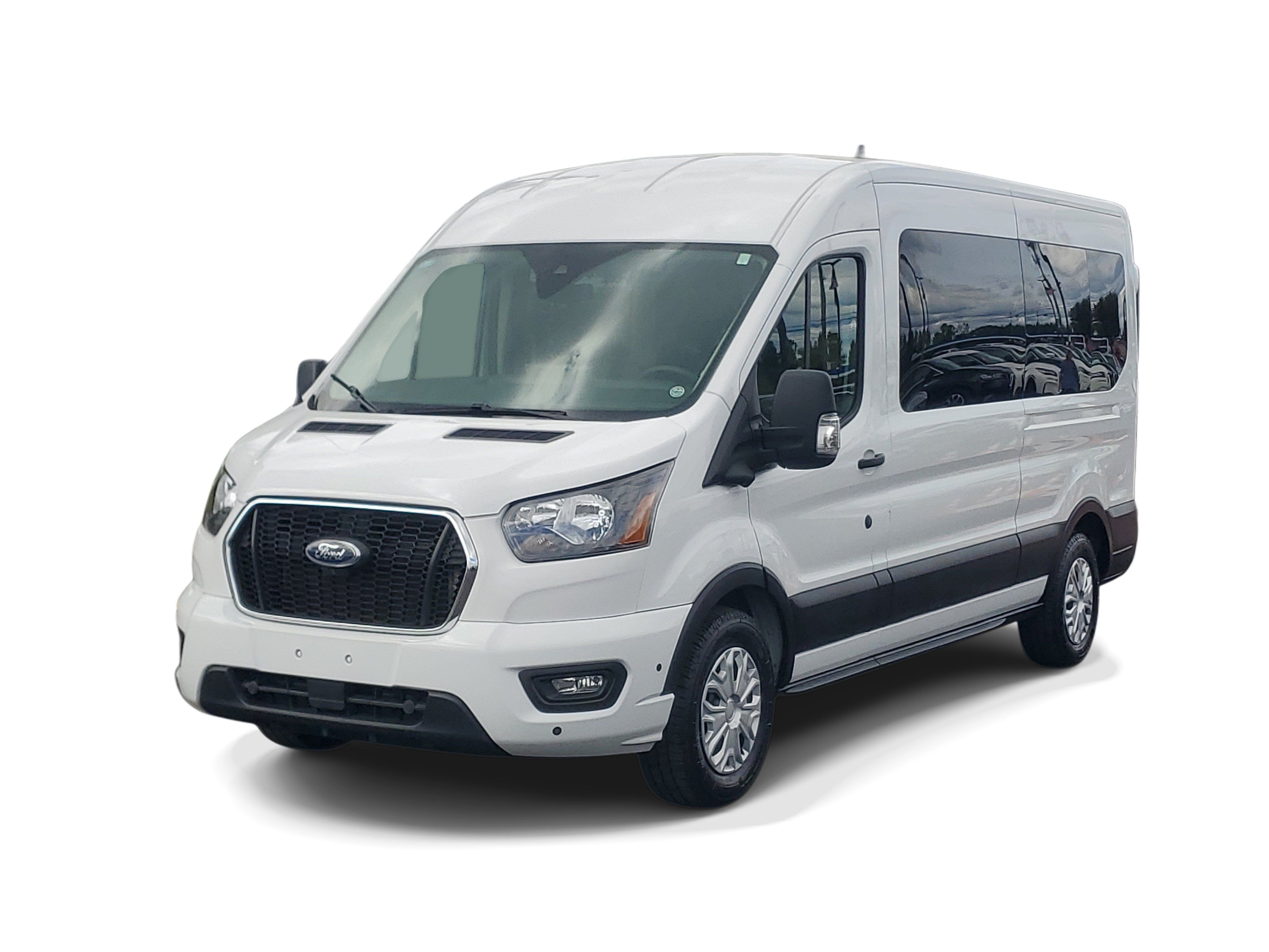 Used 2025 Ford Transit 350 XLT RWD image 3