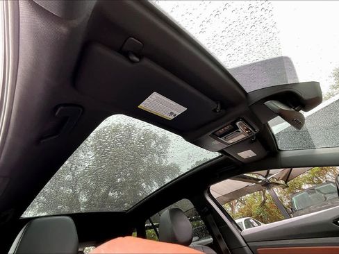 Used 2021 Volkswagen ID.4 Pro S image 12