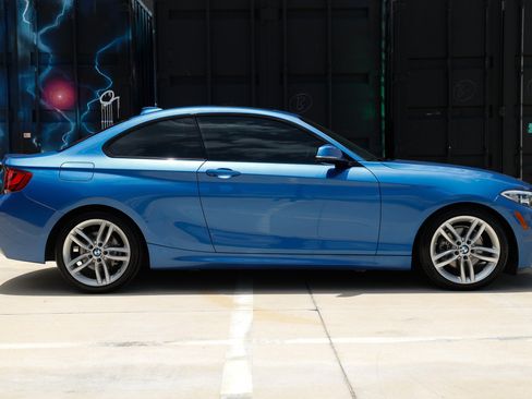 Used 2017 BMW 230i Coupe RWD image 17