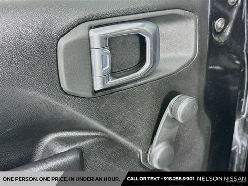 Used 2021 Jeep Wrangler Sport AWD/4WD image 17