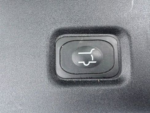 Used 2025 Ford Expedition Tremor AWD/4WD image 10