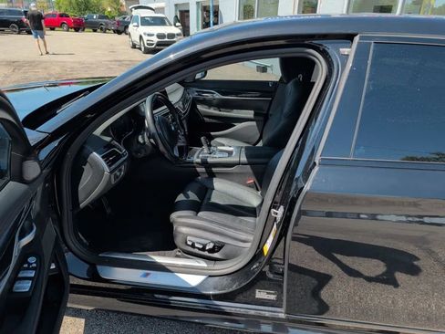 Used 2019 BMW 740i w/ M Sport Package RWD image 22