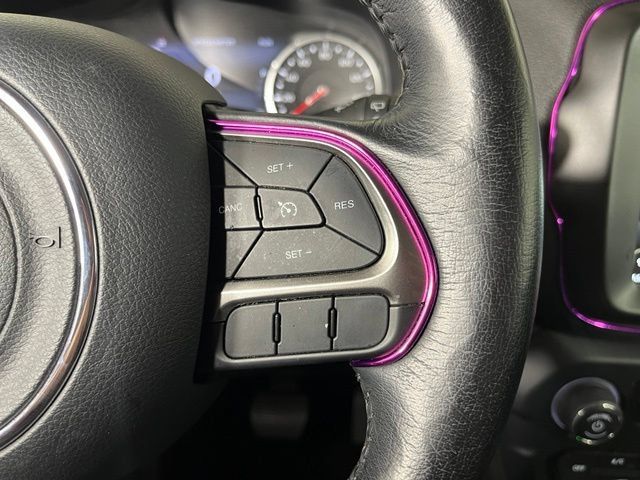 Used 2021 Jeep Renegade Limited AWD/4WD image 18