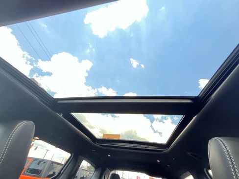 New 2026 Chrysler Pacifica Select image 27