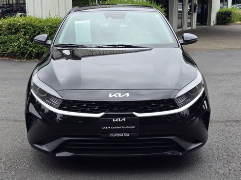 Certified 2023 Kia Forte LXS w/ LXS Technology Package FWD image 2