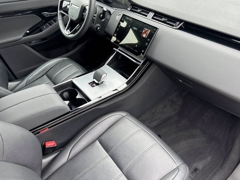 Used 2024 Land Rover Range Rover Evoque S AWD/4WD image 33