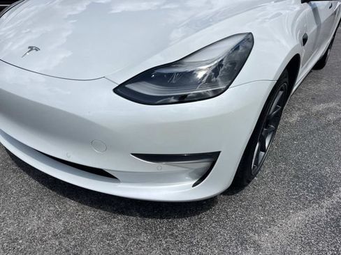 Used 2022 Tesla Model 3 RWD image 11