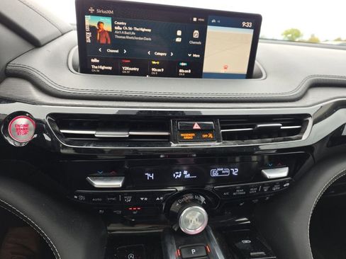 Used 2022 Acura MDX SH-AWD w/ Advance Package image 48