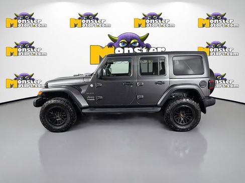 Used 2021 Jeep Wrangler Unlimited Sahara w/ Uconnect 4C Nav & Sound Group AWD/4WD image 8