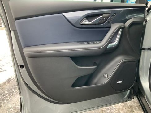 Certified 2023 Chevrolet Blazer RS w/ Driver Confidence II Package image 14