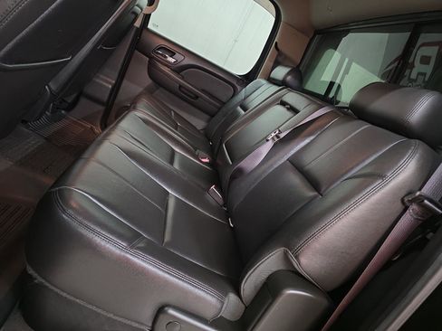 Used 2013 Chevrolet Silverado 2500 LTZ w/ LTZ Plus Package image 38