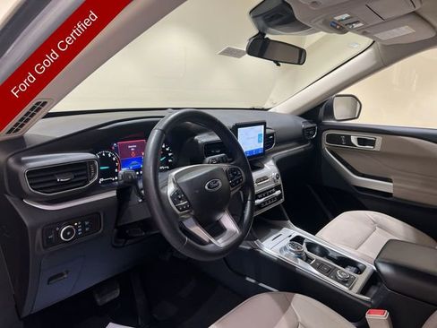 Certified 2023 Ford Explorer XLT w/ Equipment Group 202A image 9