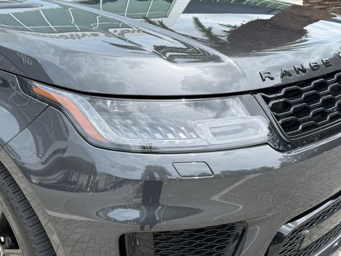 Used 2021 Land Rover Range Rover Sport HST image 21