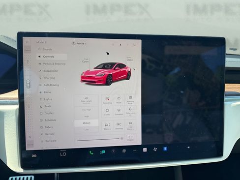 Used 2022 Tesla Model S AWD/4WD image 25