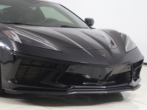 Used 2021 Chevrolet Corvette Stingray Premium Cpe w/ Z51 Performance Package RWD image 56