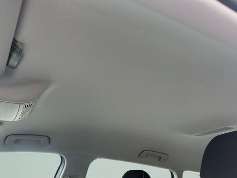 New 2026 Volkswagen Taos S image 24