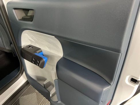 Used 2025 Ford Maverick XLT w/ Equipment Group 302A image 28