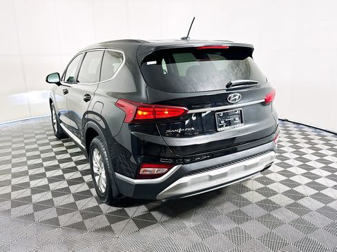 Used 2020 Hyundai Santa Fe SE FWD image 5