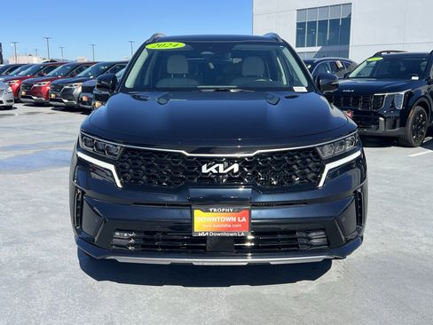 Certified 2024 Kia Sorento SX Prestige image 9