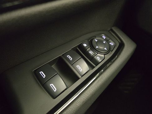 Certified 2025 GMC Sierra 2500 AT4 w/ Technology Package image 28