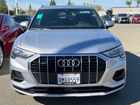 Used 2019 Audi Q3 2.0T Premium w/ Convenience Package image 2