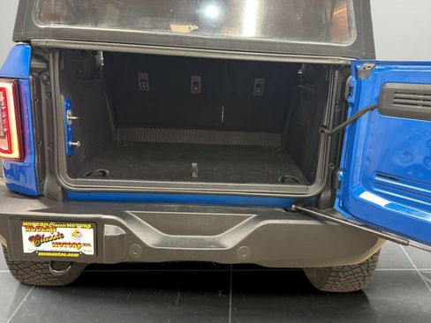 Used 2023 Ford Bronco Wildtrak AWD/4WD image 15