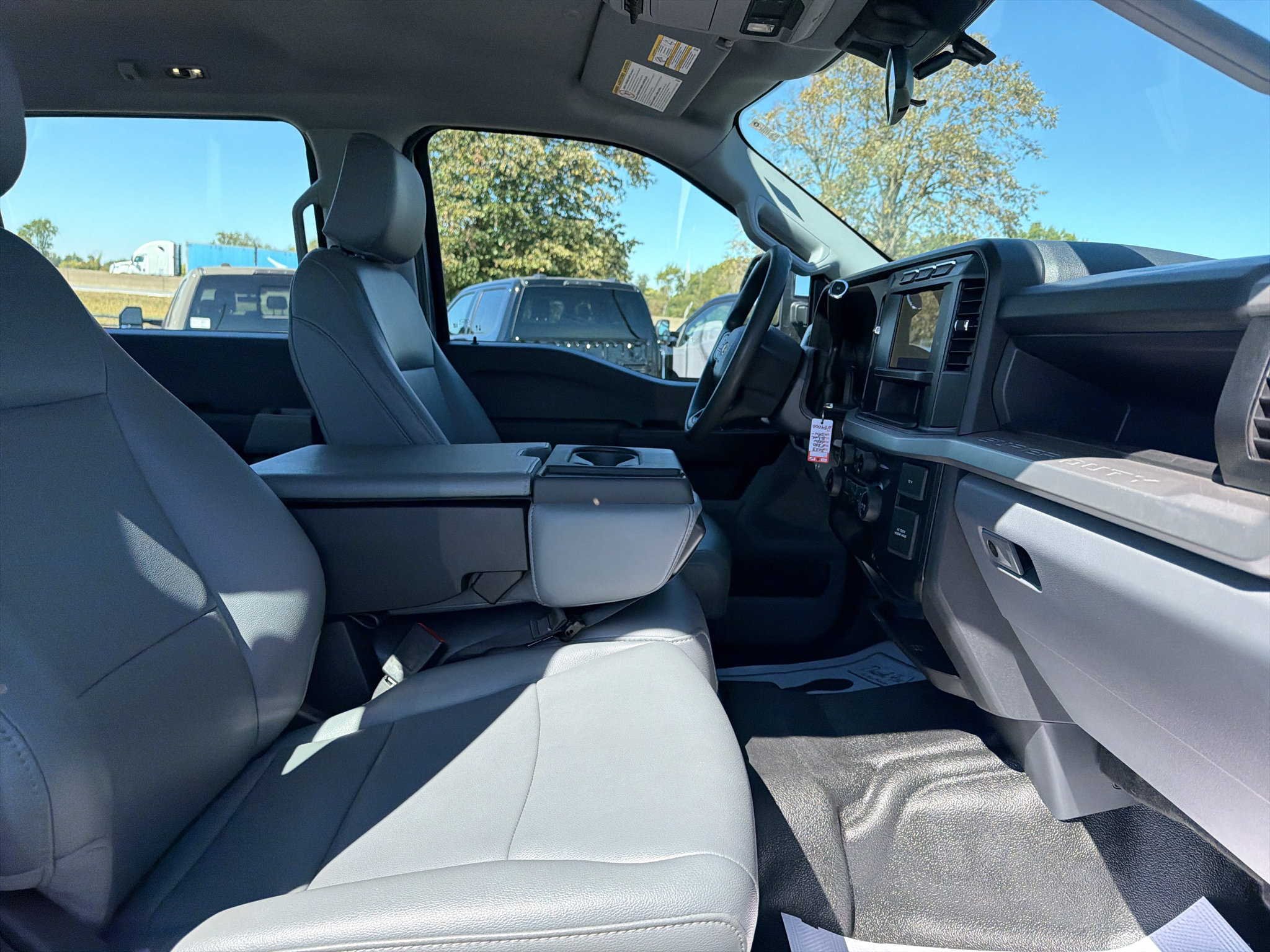 Used 2023 Ford F350 XL AWD/4WD image 20