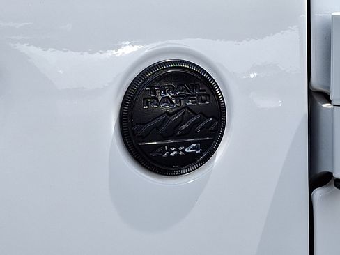 Used 2021 Jeep Wrangler Sport AWD/4WD image 9