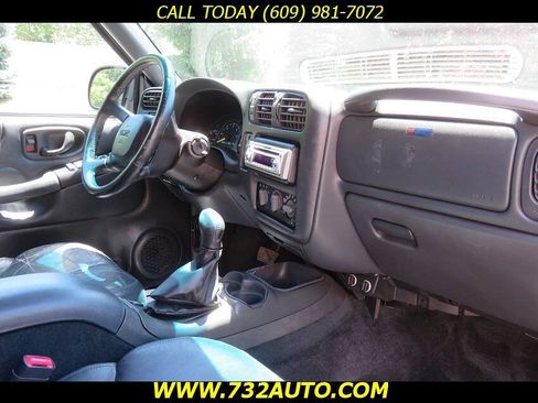 Used 2001 GMC Jimmy SLT AWD/4WD image 6
