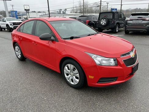 Used 2014 Chevrolet Cruze LS image 11