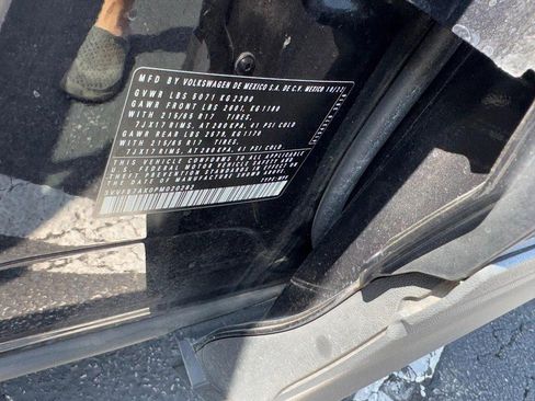 Used 2023 Volkswagen Tiguan S image 23