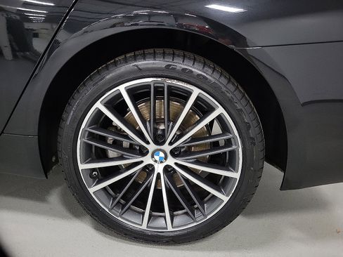 Used 2023 BMW 540i xDrive image 12