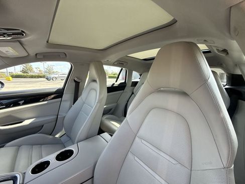Used 2018 Porsche Panamera 4S image 16