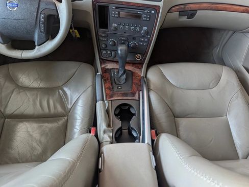 Used 2006 Volvo XC70 Ocean Race Edition AWD/4WD image 35
