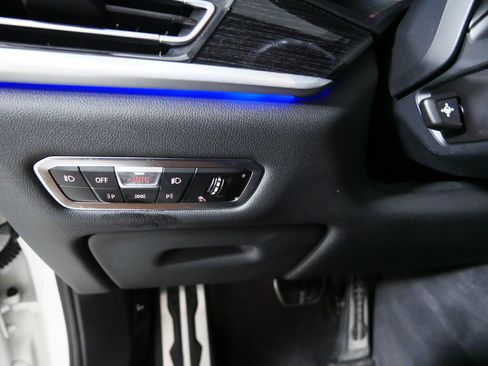 Used 2021 BMW X7 M50i AWD/4WD image 26
