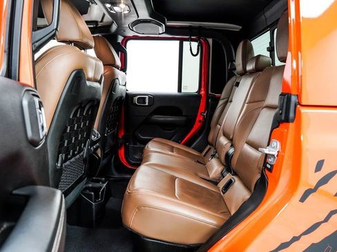 Used 2020 Jeep Gladiator Rubicon image 17