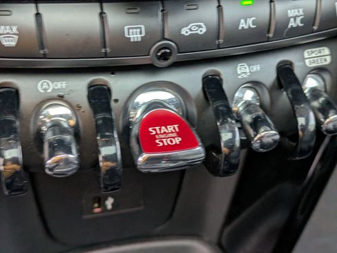 Used 2023 MINI Cooper S image 18