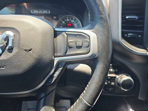 Used 2020 RAM 1500 Big Horn AWD/4WD image 18
