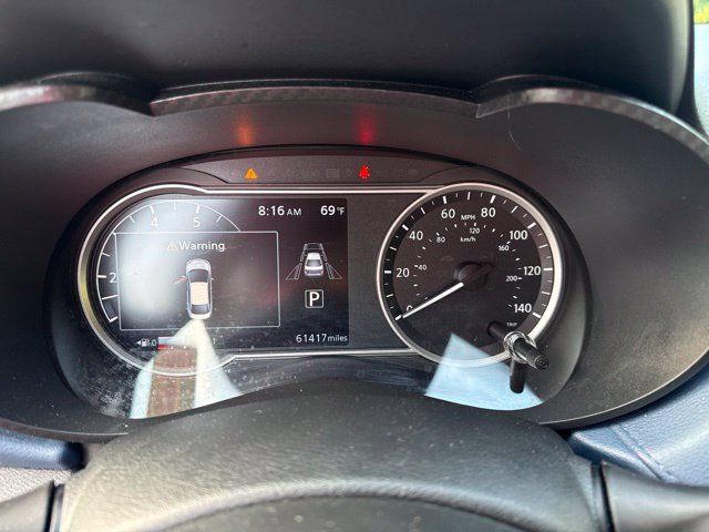 Used 2025 Nissan Versa SV FWD image 21