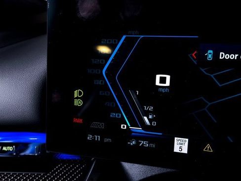 Used 2025 BMW M5 w/ Carbon Package image 39