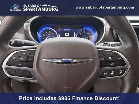 Used 2017 Chrysler Pacifica Touring-L Plus w/ Advanced Safetytec Group image 9