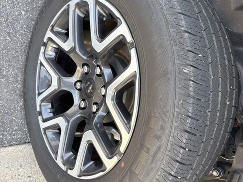 Used 2025 RAM 1500 Laramie image 7