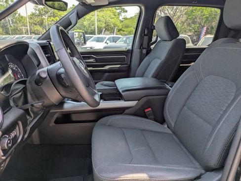 Used 2025 RAM 1500 Big Horn AWD/4WD image 24