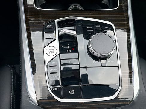 Used 2024 BMW X5 sDrive40i image 17