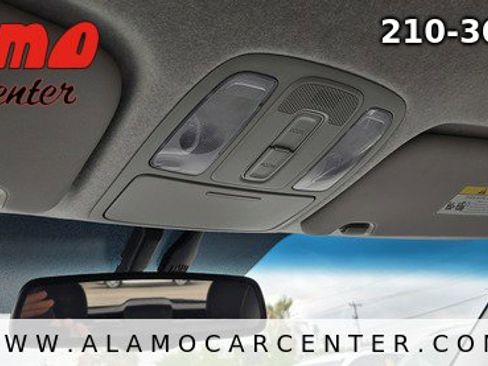 Used 2016 Kia Soul EV + image 38