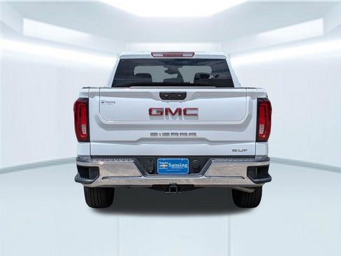 Used 2026 GMC Sierra 1500 SLT image 5